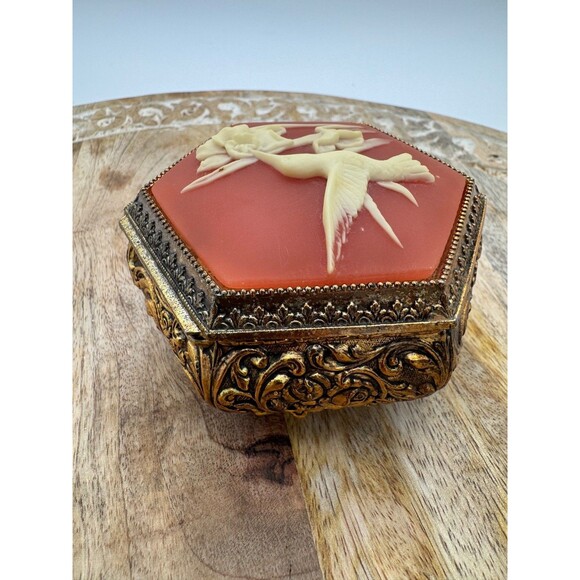 Westland Co. Cameo Music Box Hummingbird Iris Hexagon Walty Of The Flowers Japan - Picture 6 of 7